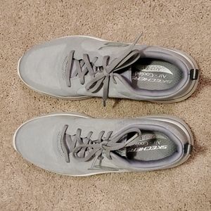Sketchers Go Walk Air - Cooled Arch Fit Women's Size 8 - Grey
